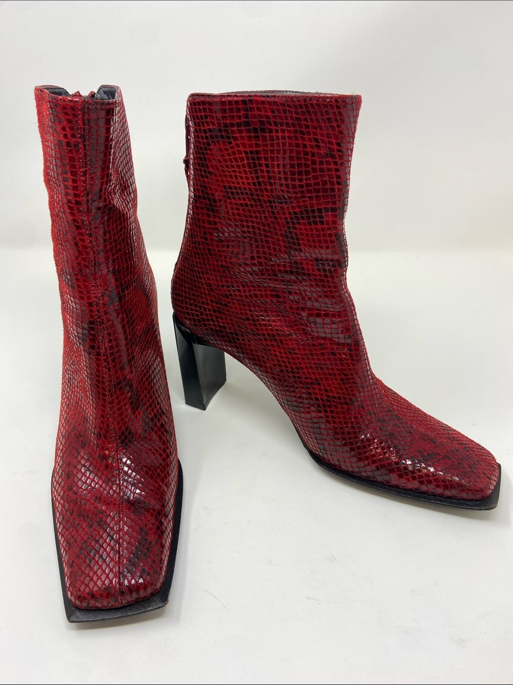 Stuart Weitzman Apollo Cranberry Red
Snakeskin Square Toe Ankle Boots size 7